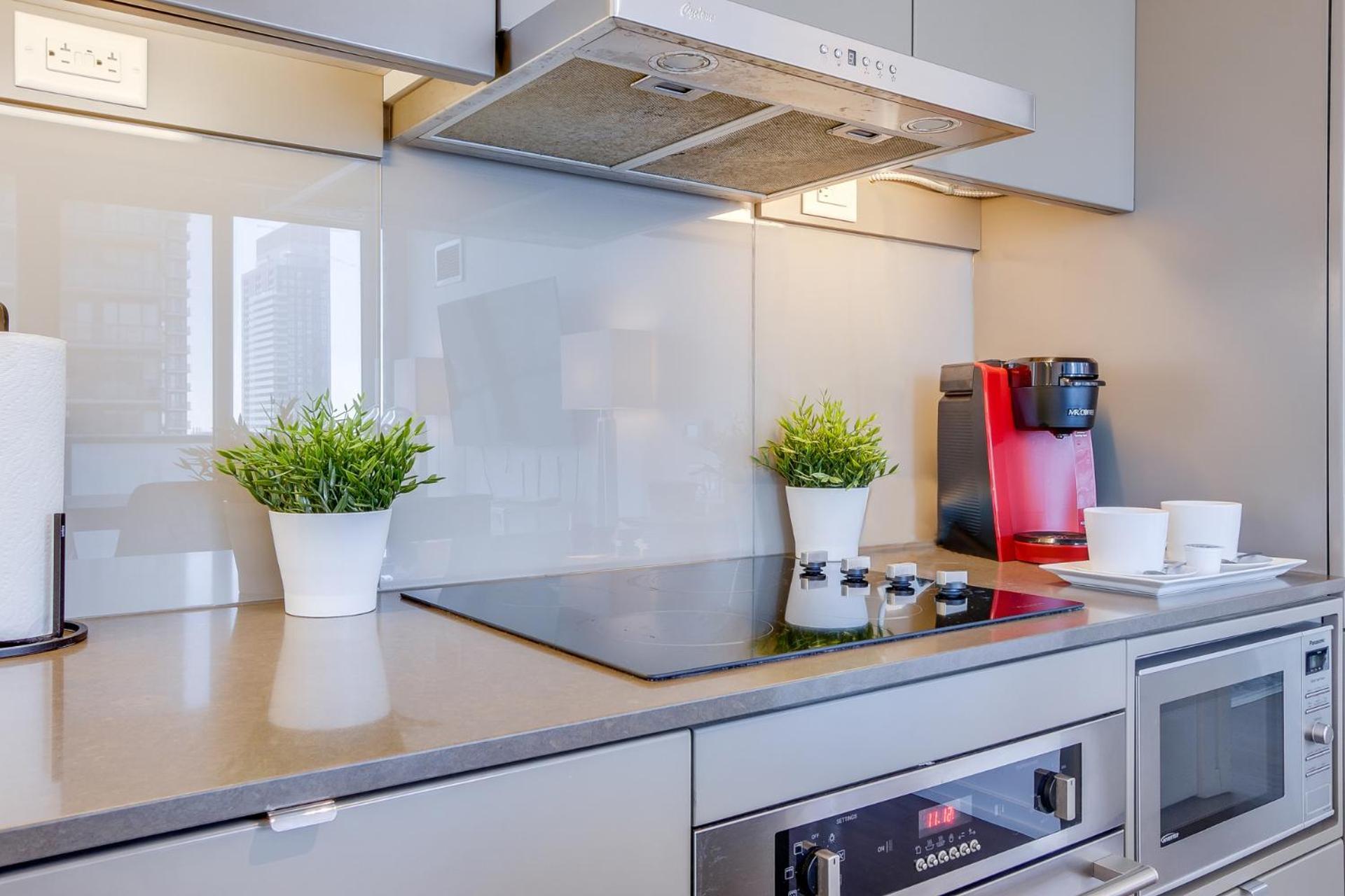 1Br Condo - City View, Near Cn Tower & Rogers Center Торонто Экстерьер фото